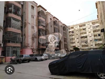 1400 Square Feet Flat In Central Gulistan-E-Jauhar - Block 12 For Rent