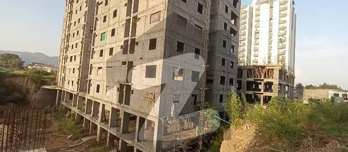 مین مارگلہ روڈ اسلام آباد میں 2 کمروں کا 5 مرلہ مکان 1.25 کروڑ میں برائے فروخت۔