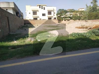 Sector B 1.5 Kanal Plot Available on reasonable price