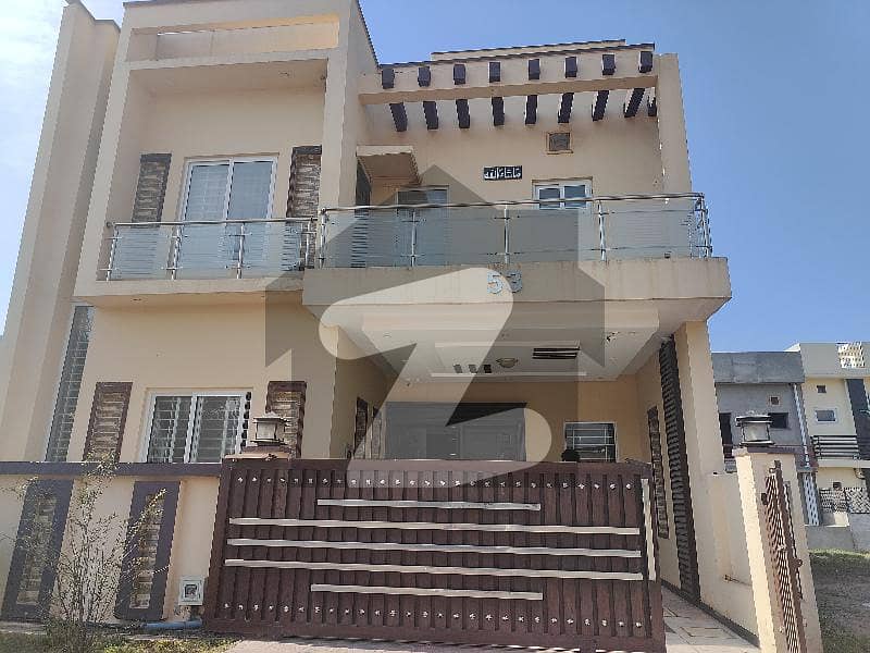 Bahria Enclave Sector N 8 Marla Ground Portion Available For Rent