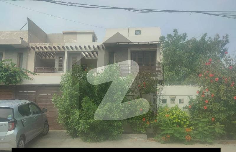 400 Sq Yard House Is Available For Sale In Phase 6