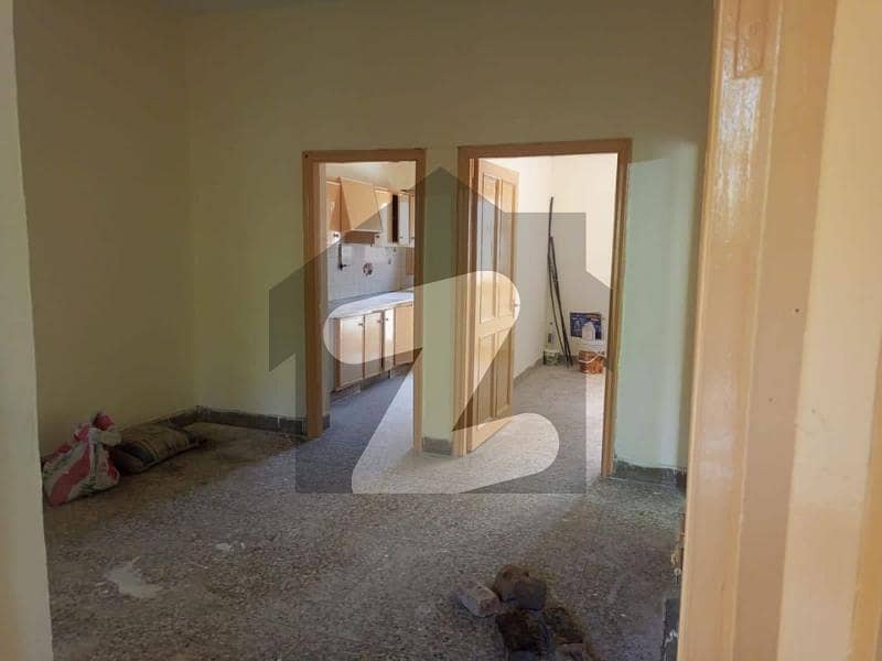 ایف ۔ 8 اسلام آباد میں 11 کمروں کا 2 کنال مکان 42.0 کروڑ میں برائے فروخت۔