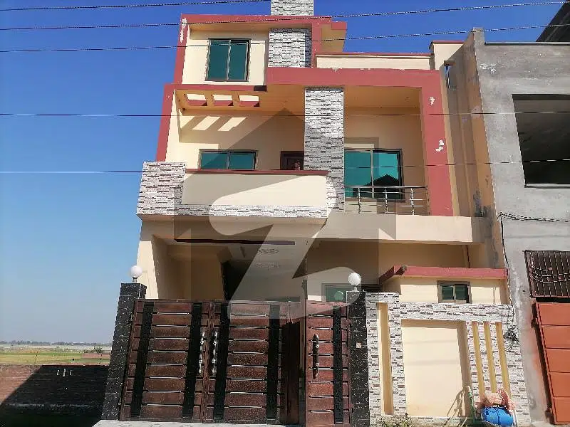 Daska Prime Location House Available For Sale