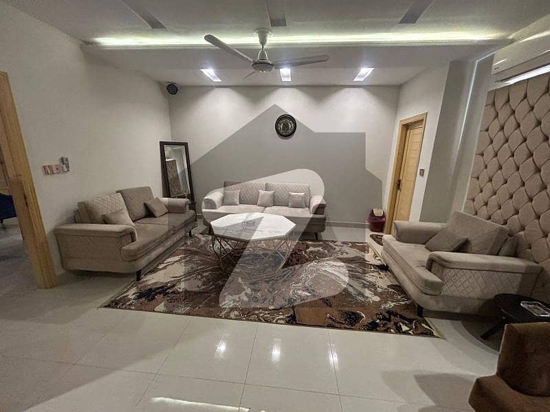 گلبرگ بزنس اسکوائر گلبرگ,اسلام آباد میں 3 کمروں کا 7 مرلہ فلیٹ 2.3 کروڑ میں برائے فروخت۔