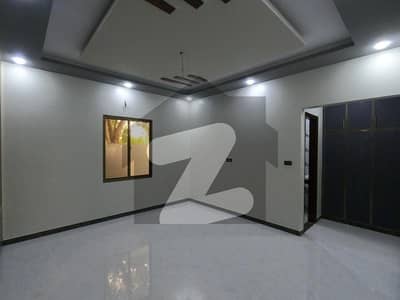 INDEPENDENT HOUSE FOR RENT FB AREA BLOCK 11, AT VERY PRIME LOCATION IDEAL STREET 400YRD