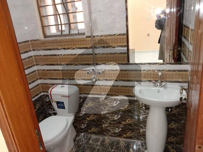 10Marla House For Rent In Valencia Housing Society