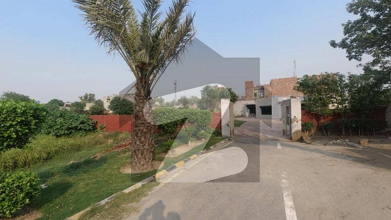 10 Kanal Farm House Situated In Barki For Sale 10 Kanal Farm House Situated In Barki For Sale