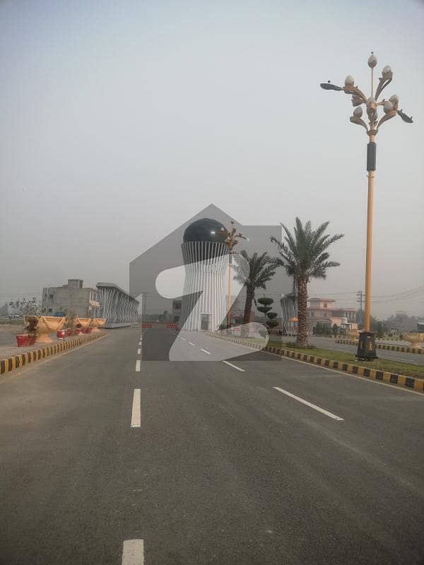 الرحمان گارڈن فیز 7 الرحمان گارڈن,لاہور میں 1 کنال رہائشی پلاٹ 1.7 کروڑ میں برائے فروخت۔