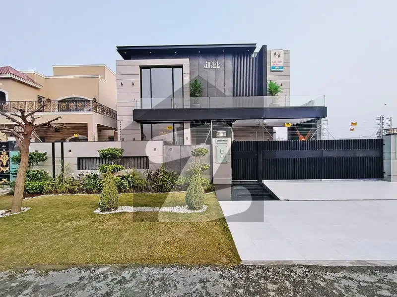One Kanal Beautiful Modern Bungalow Available For Rent In Dha Phase 6 Lahore.