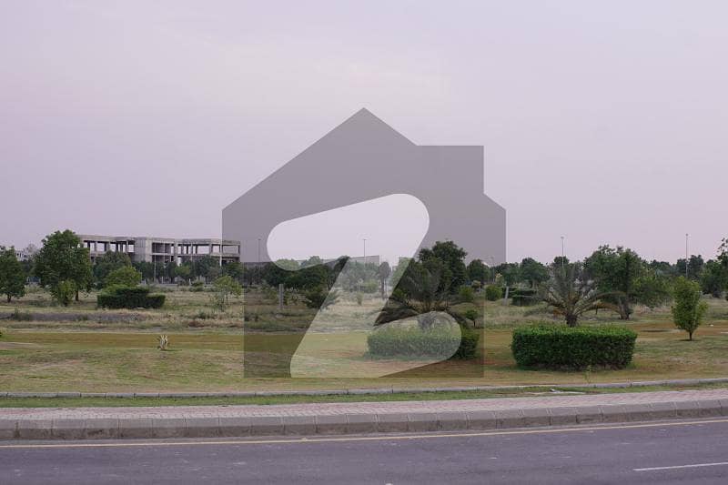 Own A Residential Plot In 10 Marla Lahore