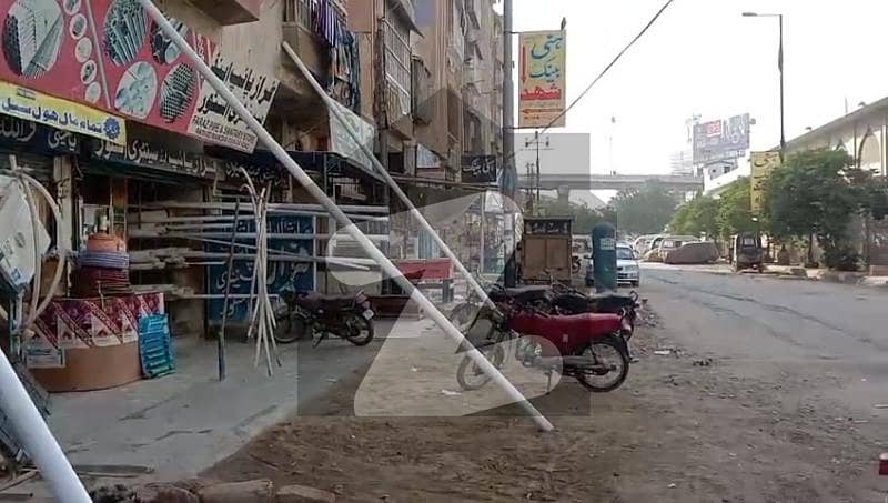 ناگن چورنگی نارتھ ناظم آباد,کراچی میں 3 مرلہ دکان 1.7 کروڑ میں برائے فروخت۔