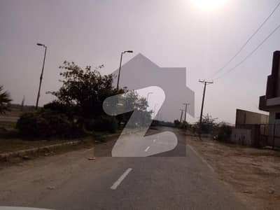 5 Marla corner 150 feet road future commercial Ideal Location Good Investment Plot For Sale