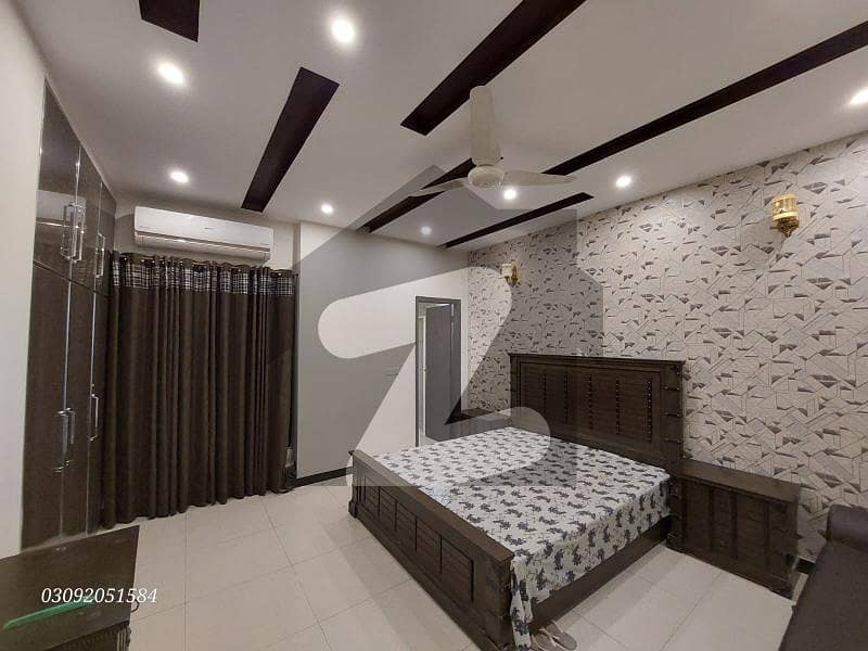 جوہر ٹاؤن فیز 2 جوہر ٹاؤن,لاہور میں 5 کمروں کا 10 مرلہ مکان 4.22 کروڑ میں برائے فروخت۔