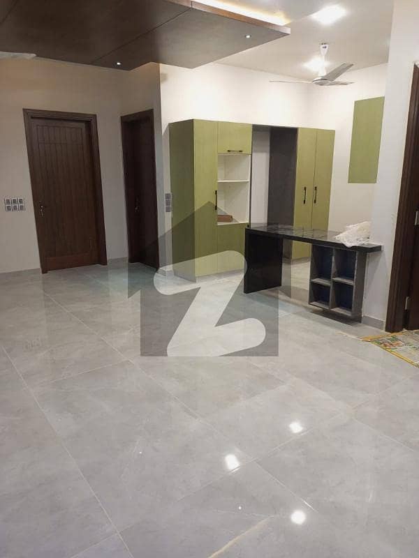 Spacious 3-Bedroom Portion for Rent - Phase 8, Karachi