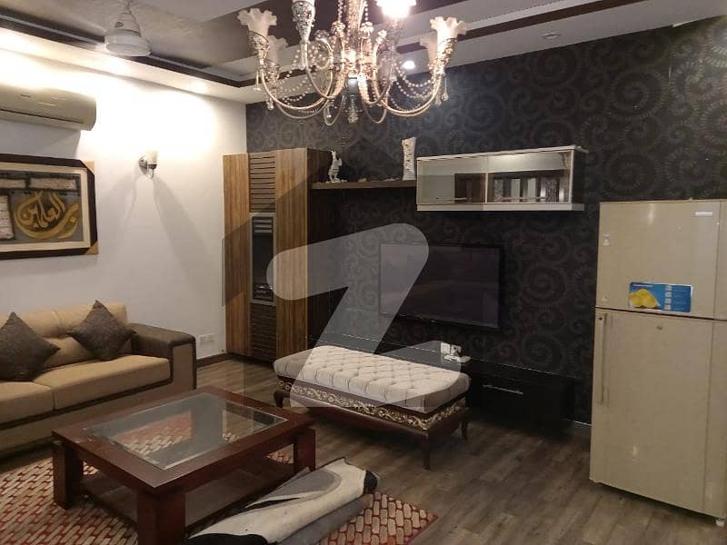ڈی ایچ اے فیز 4 ڈیفنس (ڈی ایچ اے),لاہور میں 5 کمروں کا 1 کنال مکان 4.5 لاکھ میں کرایہ پر دستیاب ہے۔