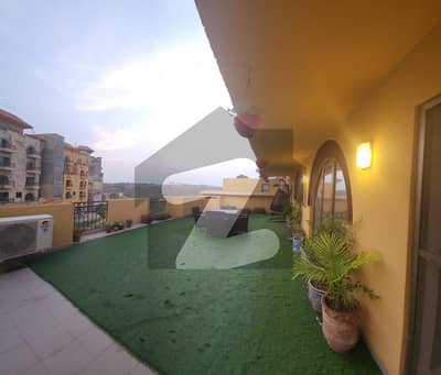 3 Bed Duplex Penthouse With Beautiful Lawn On Terrace