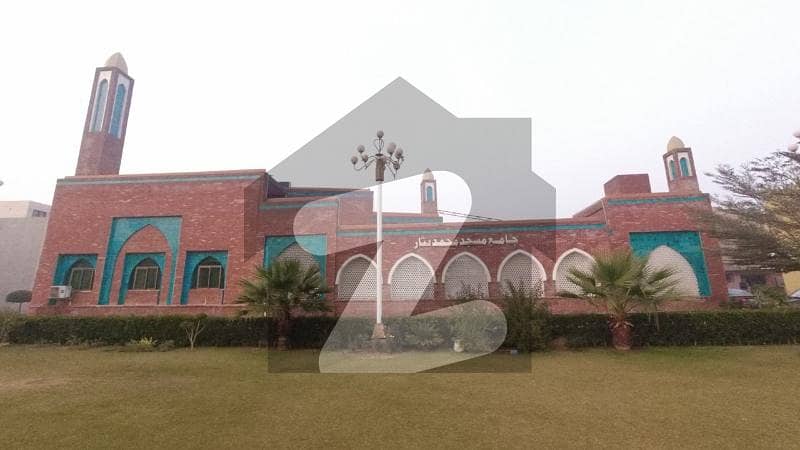 3 Marla Facing Park Plot Available For Sale In Umer Block