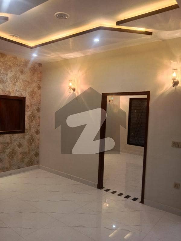 ایل ڈی اے ایوینیو ۔ بلاک جے ایل ڈی اے ایوینیو,لاہور میں 3 کمروں کا 10 مرلہ بالائی پورشن 38.0 ہزار میں کرایہ پر دستیاب ہے۔