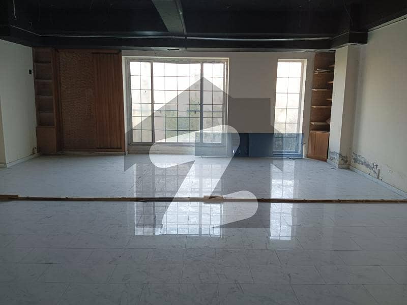 Office Hall available for rent Gulberg Green Islamabad