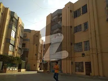 Erum Shopping Center
Stunning and affordable Flat available for sale in Gulistan-e-Jauhar - Block 13