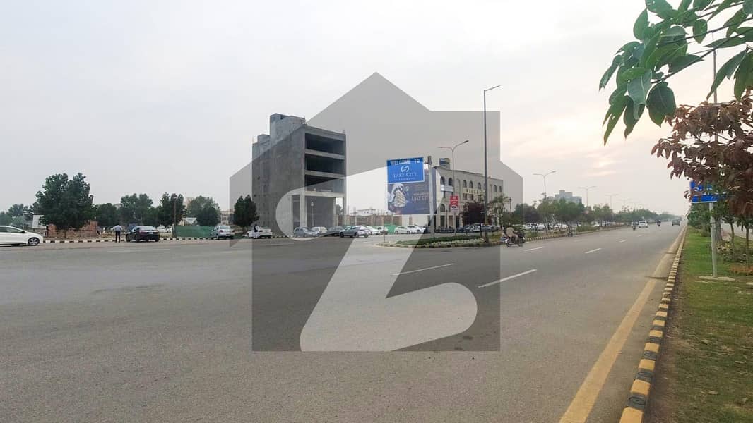5 Marla Commercial Plots for sale on Prime Location in lake city Lahore