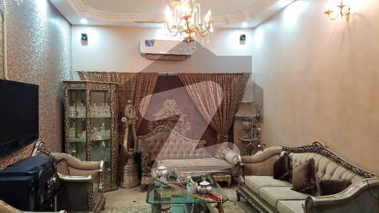 گلستانِِ جوہر ۔ بلاک 15 گلستانِ جوہر,کراچی میں 6 کمروں کا 13 مرلہ مکان 6.0 کروڑ میں برائے فروخت۔