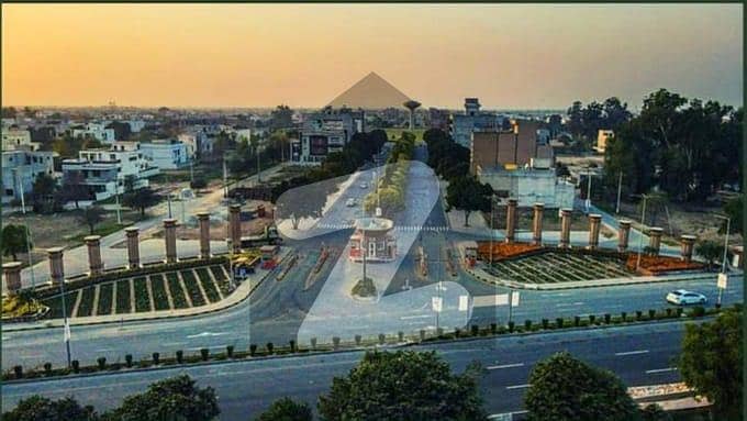 You Can Find A Gorgeous Facing Park Residential Plot For sale In Wapda City - Block M