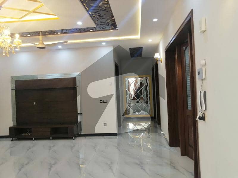 24 MARLA LIKE A BRAND NEW CONDITION EXCELLENT GOOD LOWER PORTION FOR RENT IN GULBAHAR BLOCK BAHRIA TOWN LAHORE