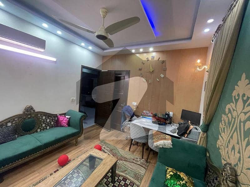 ڈی ایچ اے فیز 7 ایکسٹینشن ڈی ایچ اے ڈیفینس,کراچی میں 3 کمروں کا 4 مرلہ مکان 3.6 کروڑ میں برائے فروخت۔