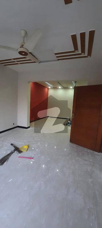 10 Marla Upper Portion Available For Rent In E-11/1 Islamabad