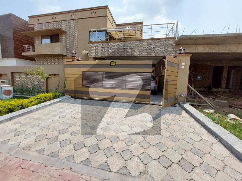 E Block 1 Kanal House Available For Sale