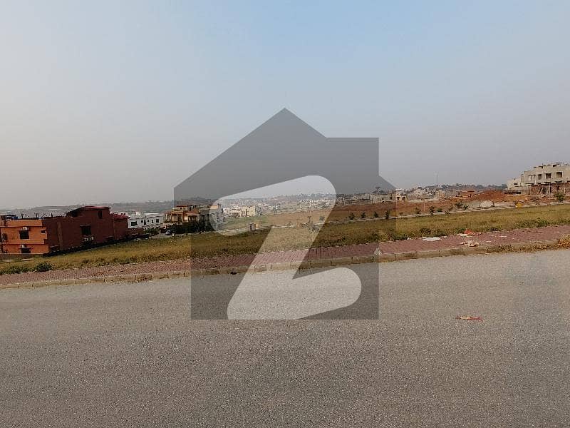 1 Kanal Pair Plot On Height Location With Front Open Green Belt For Sale