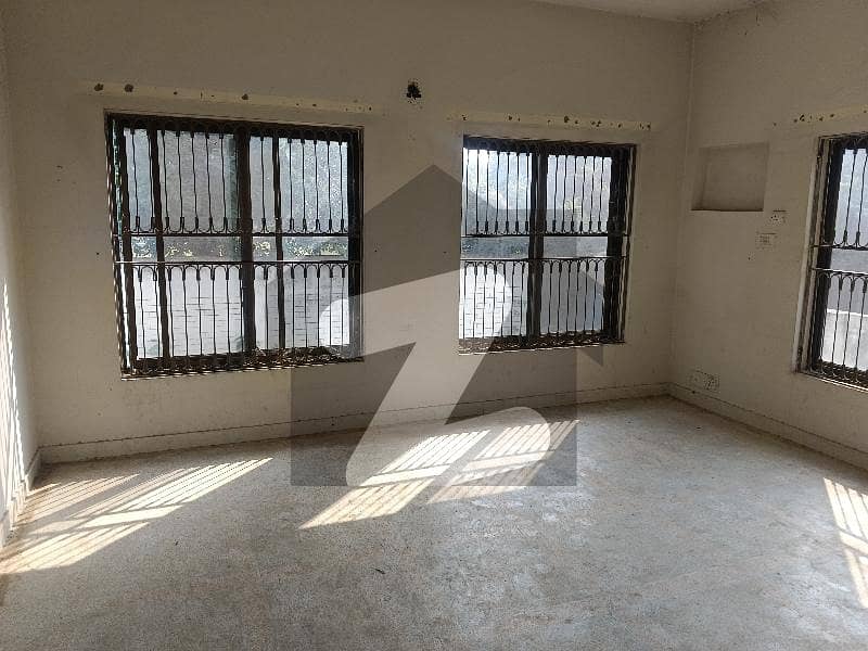 ایف ۔ 10 اسلام آباد میں 5 کمروں کا 1 کنال مکان 16.0 کروڑ میں برائے فروخت۔ ایف ۔ 10 اسلام آباد میں 5 کمروں کا 1 کنال مکان 16.0 کروڑ میں برائے فروخت۔