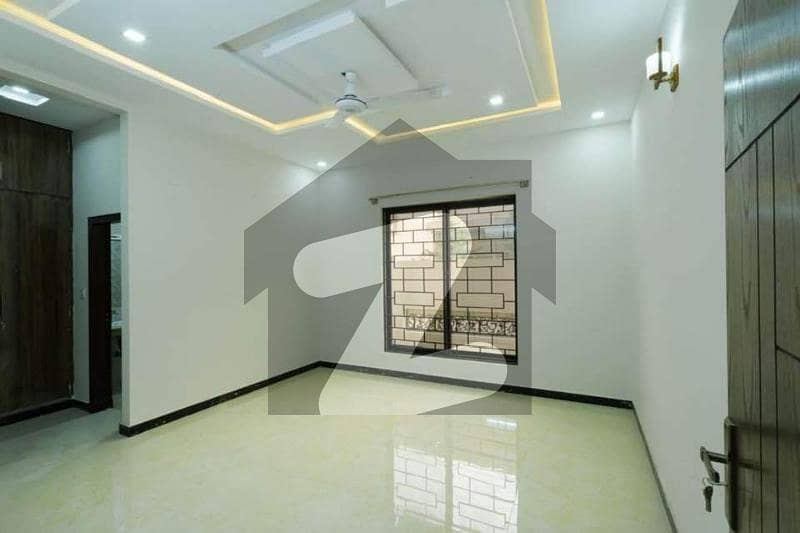 G 14/3 1 kanal full house for Rent beautiful location