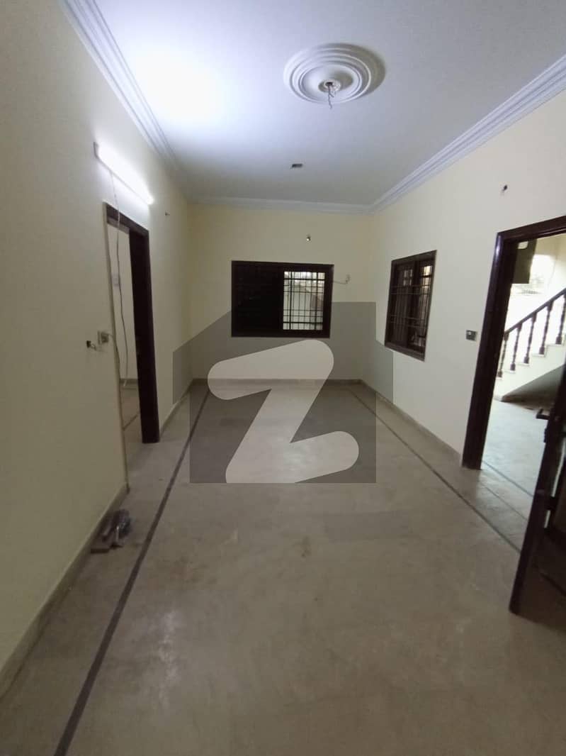 گلستانِِ جوہر ۔ بلاک 12 گلستانِ جوہر,کراچی میں 4 کمروں کا 6 مرلہ مکان 1.0 لاکھ میں کرایہ پر دستیاب ہے۔