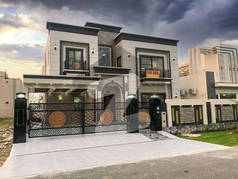 Top Class Location 01 Kanal Brand New House Is Available For DHA Phase 6