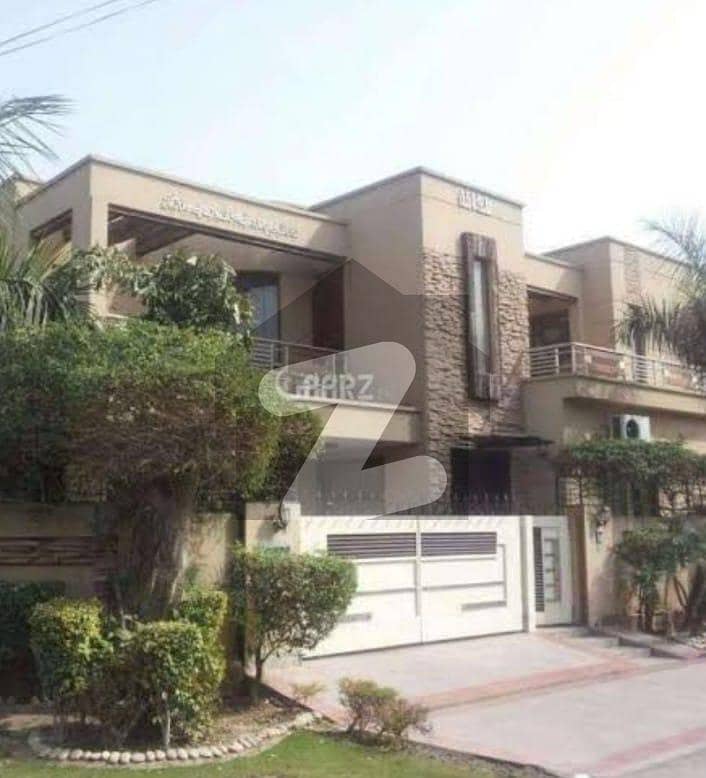 TNT Colony Satiana Road Faisalabad 20 Marla Double Storey House For Rent