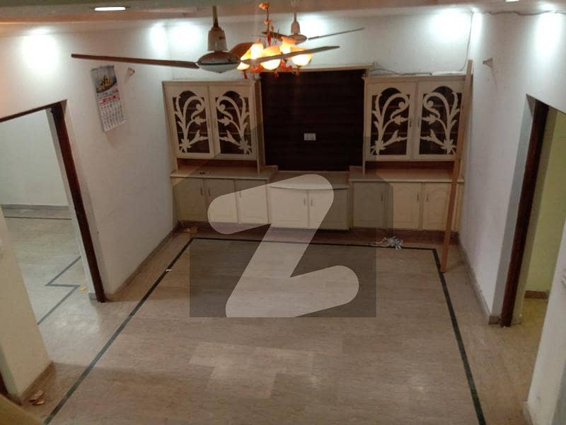 5 Marla Portion For Rent in Johar Town