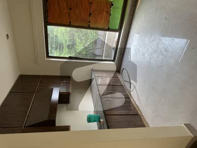 5Marla Flat for rent in PIA