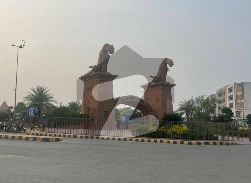 5 Marla Facing Park Main Boulevard Commercial Plot For Sale At Very Reasonable Price In Citi Housing Jhelum At Ideal Location.