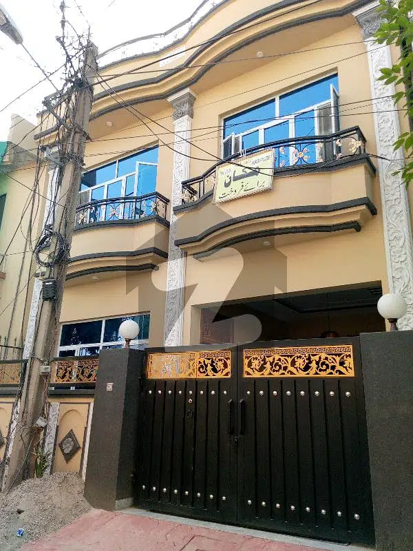 5 Marla Double Story Good Location House In Sector 2