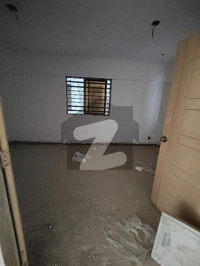 Buy Your Ideal 2200 Square Feet Flat In A Prime Location Of Karachi For Sale