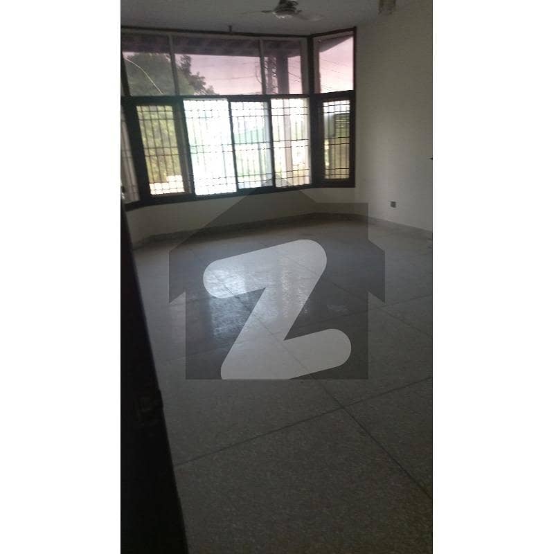 Askari 1 Ground Floor 3 Bedrooms Flat Available For Sale