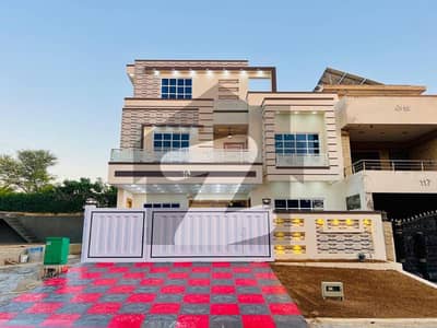 10 Marla House For Sale In G-13 Islamabad With Extra Land
