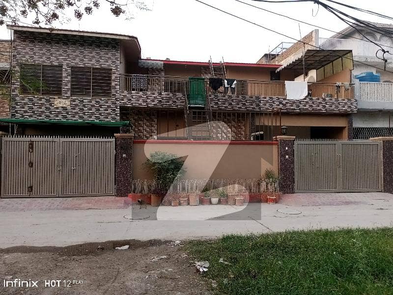 لالہ زار راولپنڈی میں 5 کمروں کا 10 مرلہ مکان 3.5 کروڑ میں برائے فروخت۔
