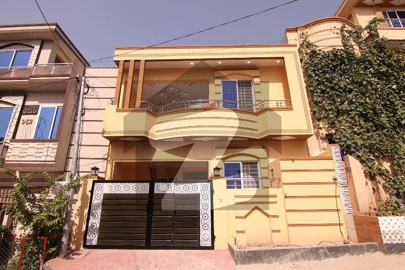 A Beautiful 5 Marla One And Half Story House For Sale