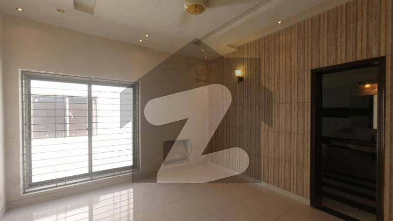 Upper Portion Sized 1 Kanal Is Available For sale In DHA Phase 2 - Block V