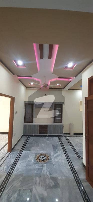 میسرائل روڈ راولپنڈی میں 5 کمروں کا 4 مرلہ مکان 1.4 کروڑ میں برائے فروخت۔