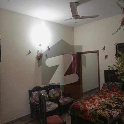 علی پارک کینٹ,لاہور میں 5 کمروں کا 7 مرلہ مکان 1.9 کروڑ میں برائے فروخت۔