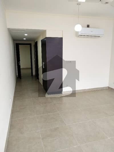 The Views Sea Facing West Open 2 Beds Higher Floor Flat For Rent In Emaar